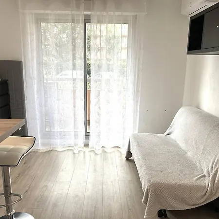 Appartement Climatise, 4 Couchages, Proche Et Commerces - - Fr-1-251-737 Bormes-les-Mimosas